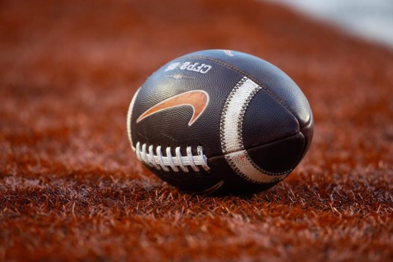 Eastern Washington fumbles spike try, falls short of upset vs Montana