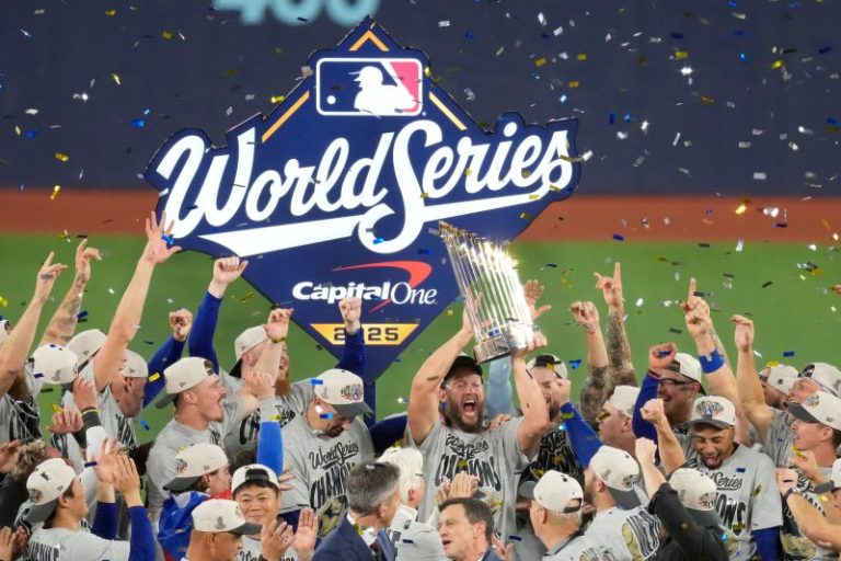 How many people watched the 2025 World Series?
