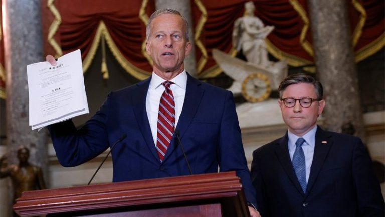 Mike Johnson undercuts John Thune on Obamacare negotiations to end shutdown