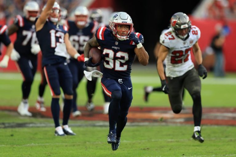 Is TreVeyon Henderson playing this week?