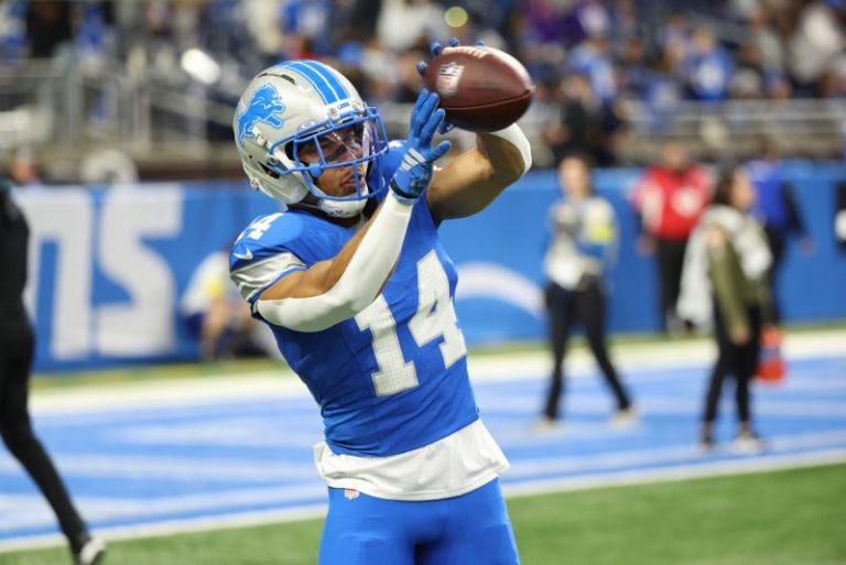 Is Amon-Ra St. Brown playing vs Cowboys on Thursday Night Football?