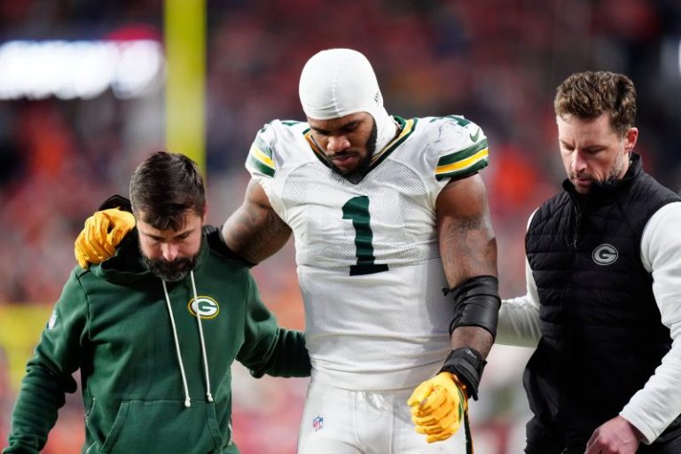 32 things we learned in NFL Week 15: Injuries have painful fallout
