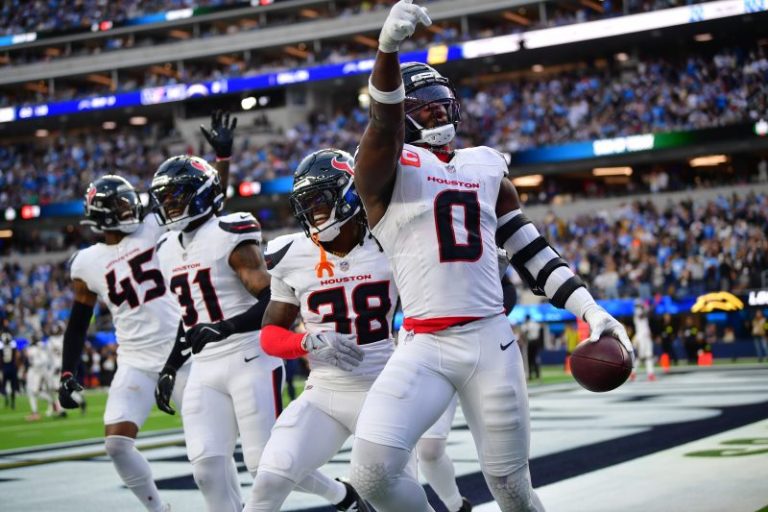‘Brainwashed in swarm.’ Texans defense will be a playoff nightmare