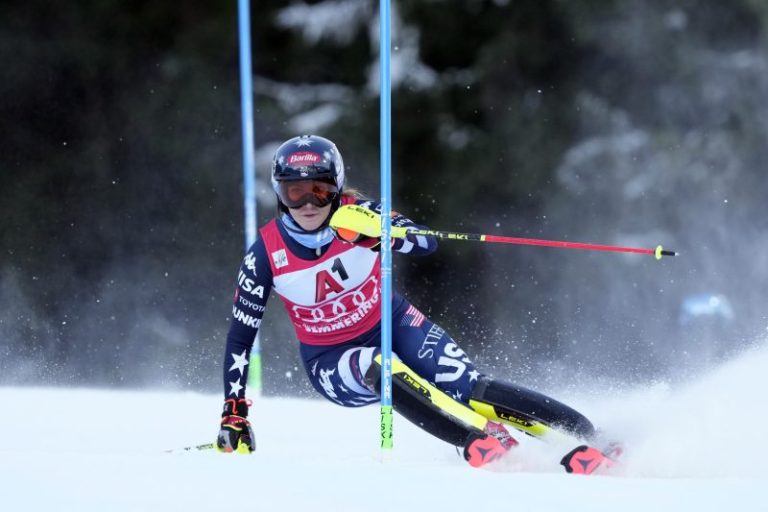 Mikaela Shiffrin extends her winning streak in epic fashion