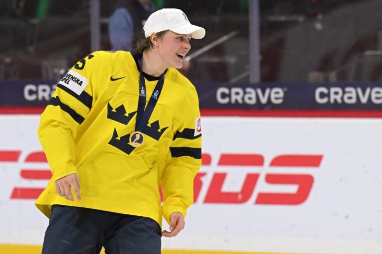 What do the top 10 NHL draft prospects need to prove in the new year?