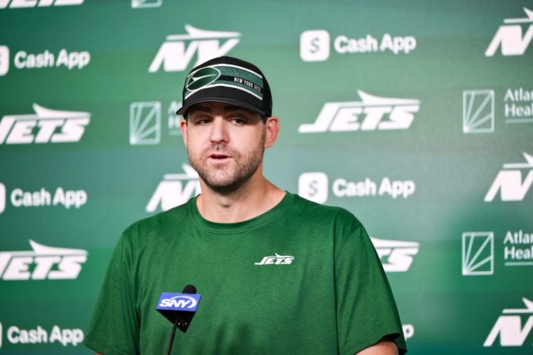 Jets part ways with offensive coordinator after one season